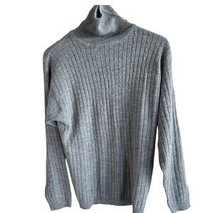 Limited Grey Cable Knit Turtleneck Sweater wool blend Womens Sz. Medium Winter